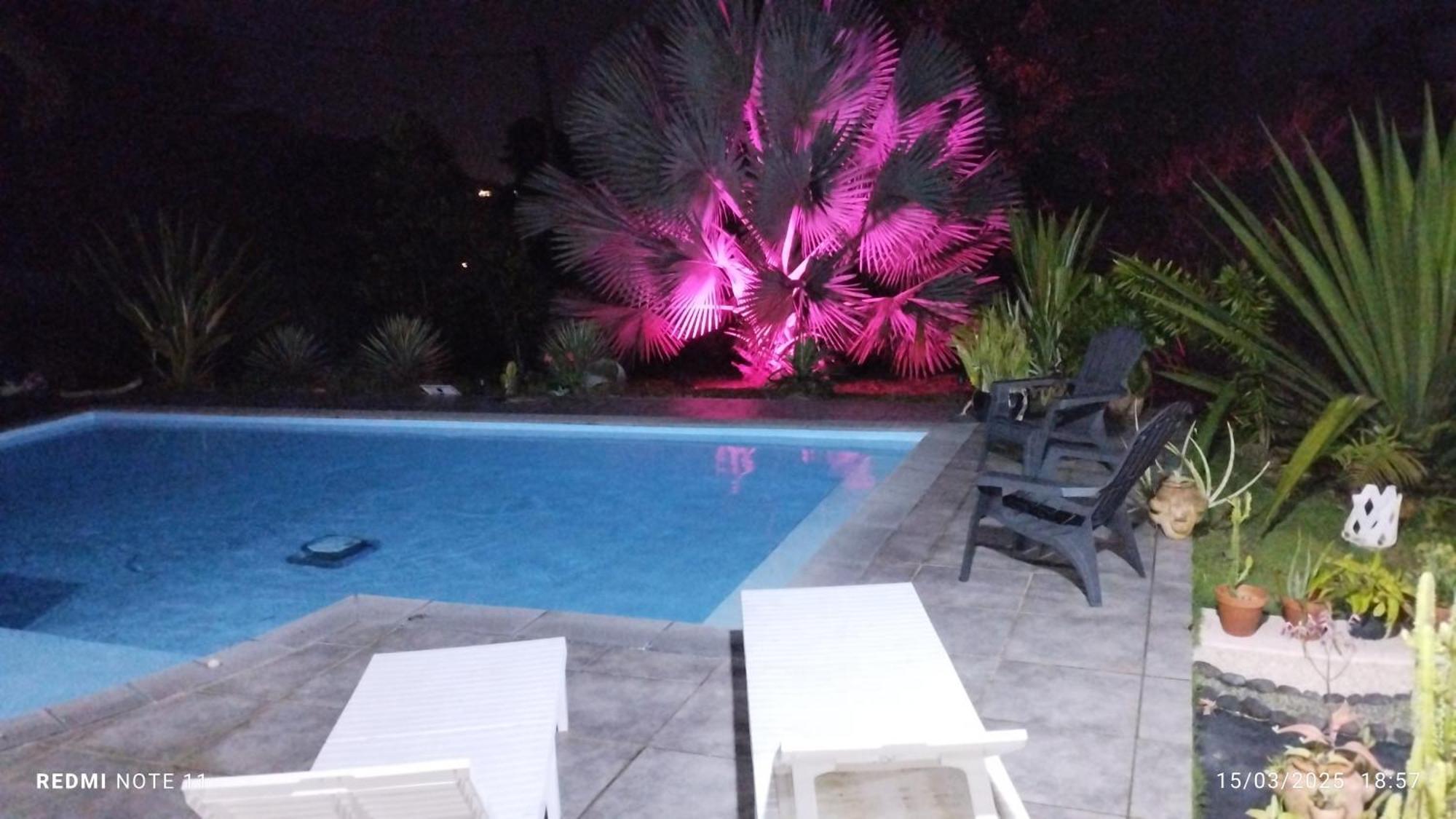 Holiday home Charmante Maison Avec Jaccuzi Et Piscine