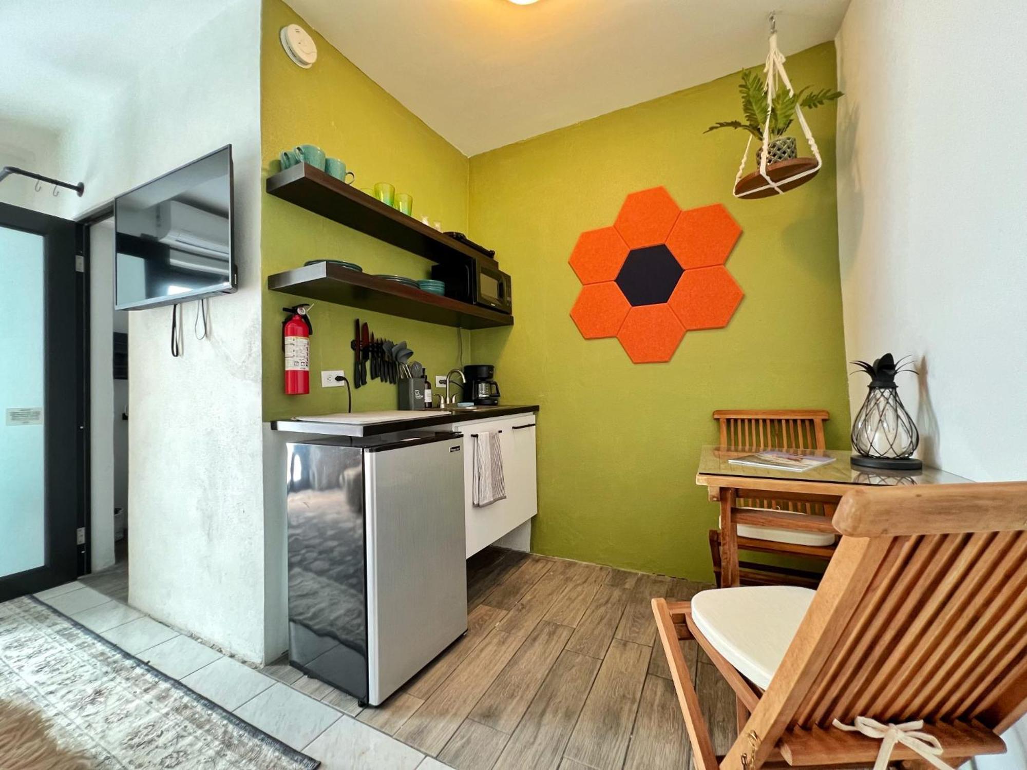 La Pina Boutique Apartment Rincon