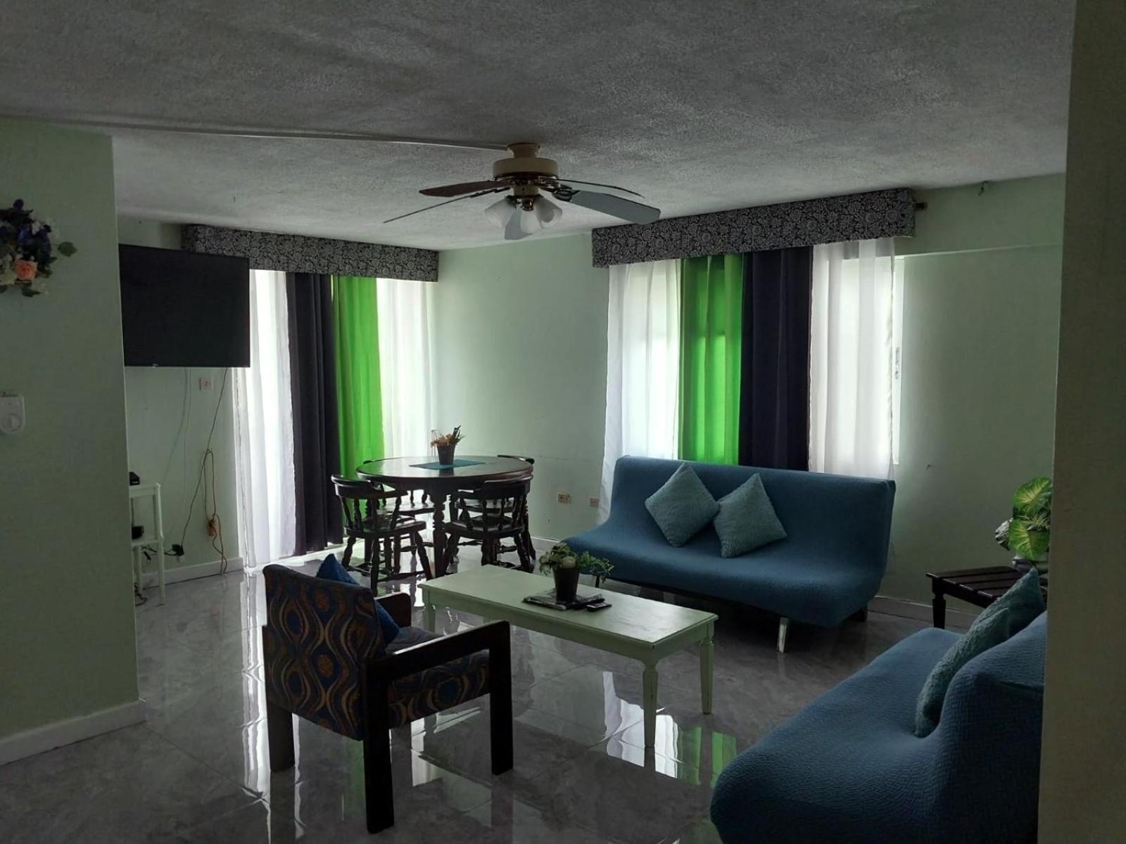 Beach-side At Turtle Towers Apartamento *