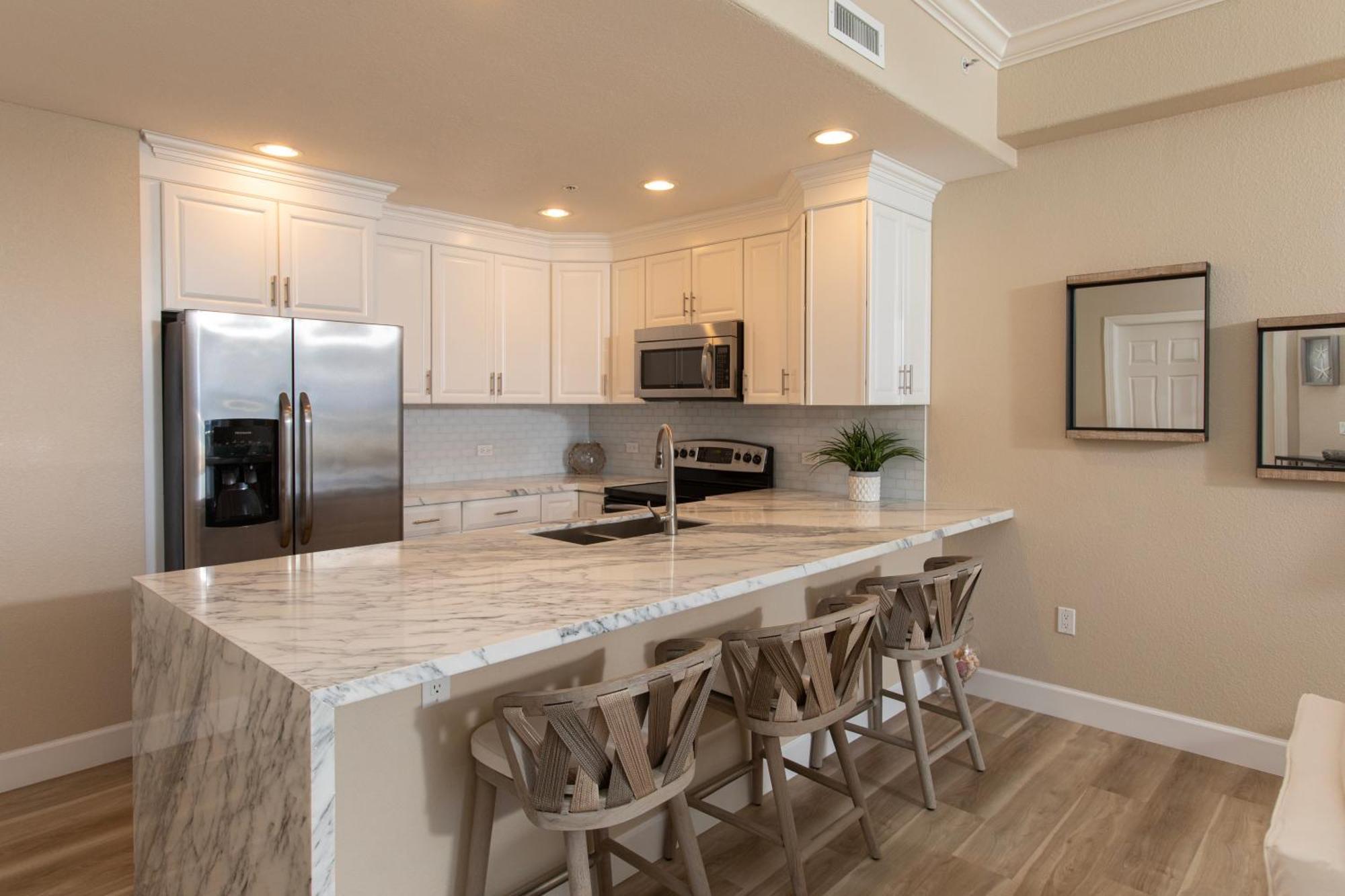 South Bay Club 28 - 3bedroom 2 Bathroom Unit * George Town