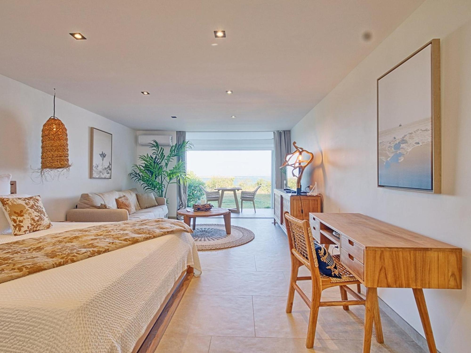 Spacieux Avec Piscine Et Vue A Saint-martin - Fr-1-734-60 Apartment