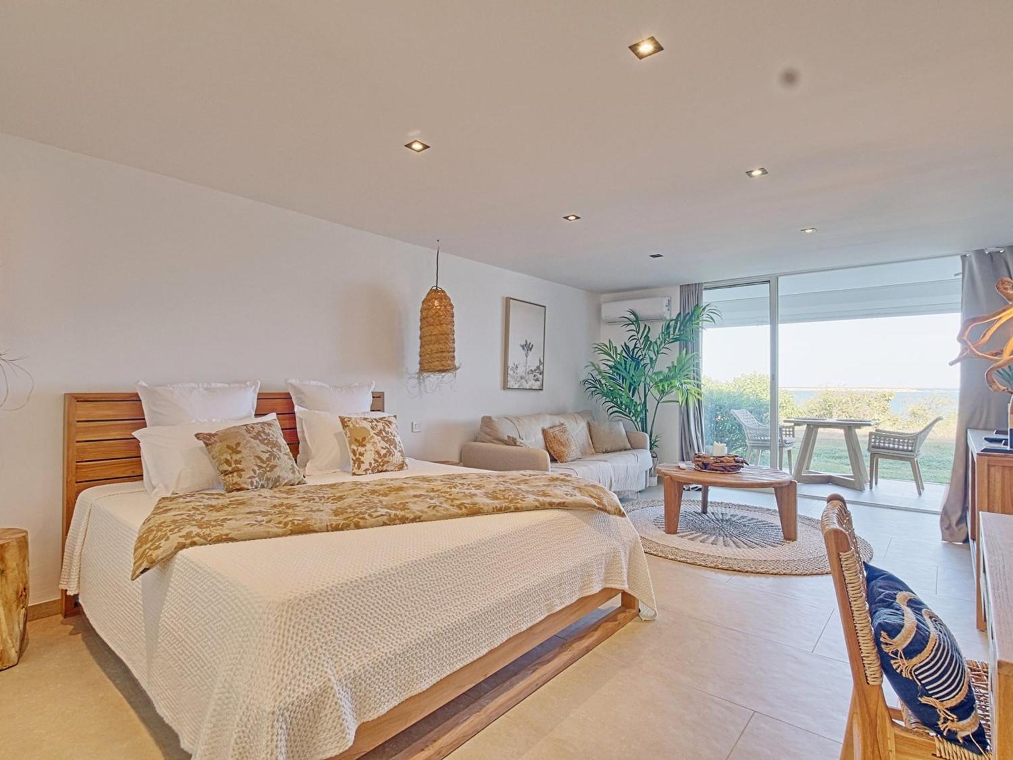 Apartment Spacieux Avec Piscine Et Vue A Saint-martin - Fr-1-734-60