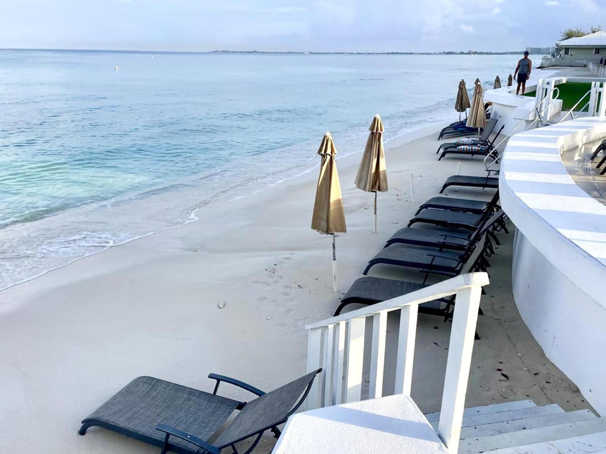 Regal Club #322 Holiday home George Town