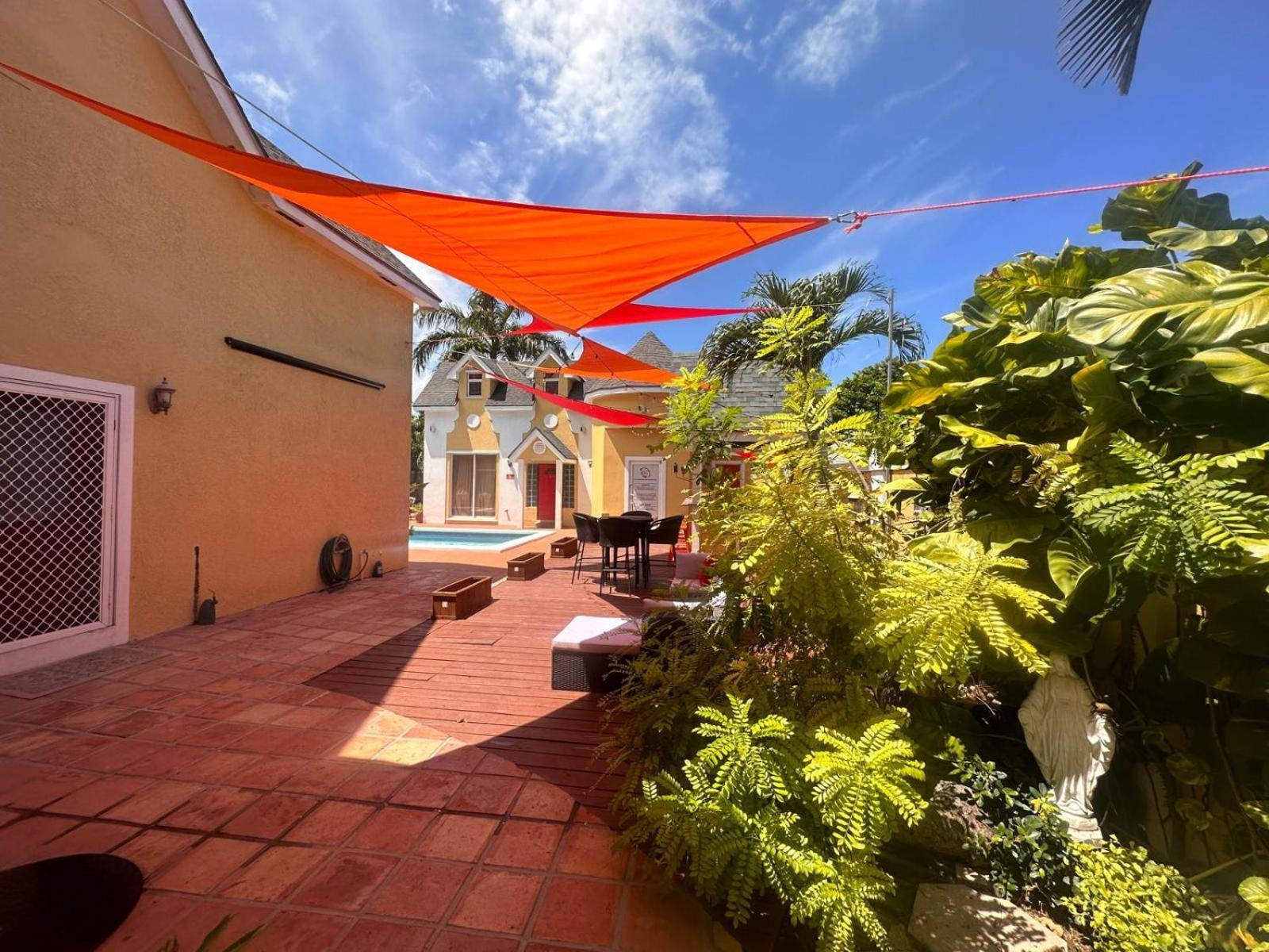Brownstone Apartamento Nassau