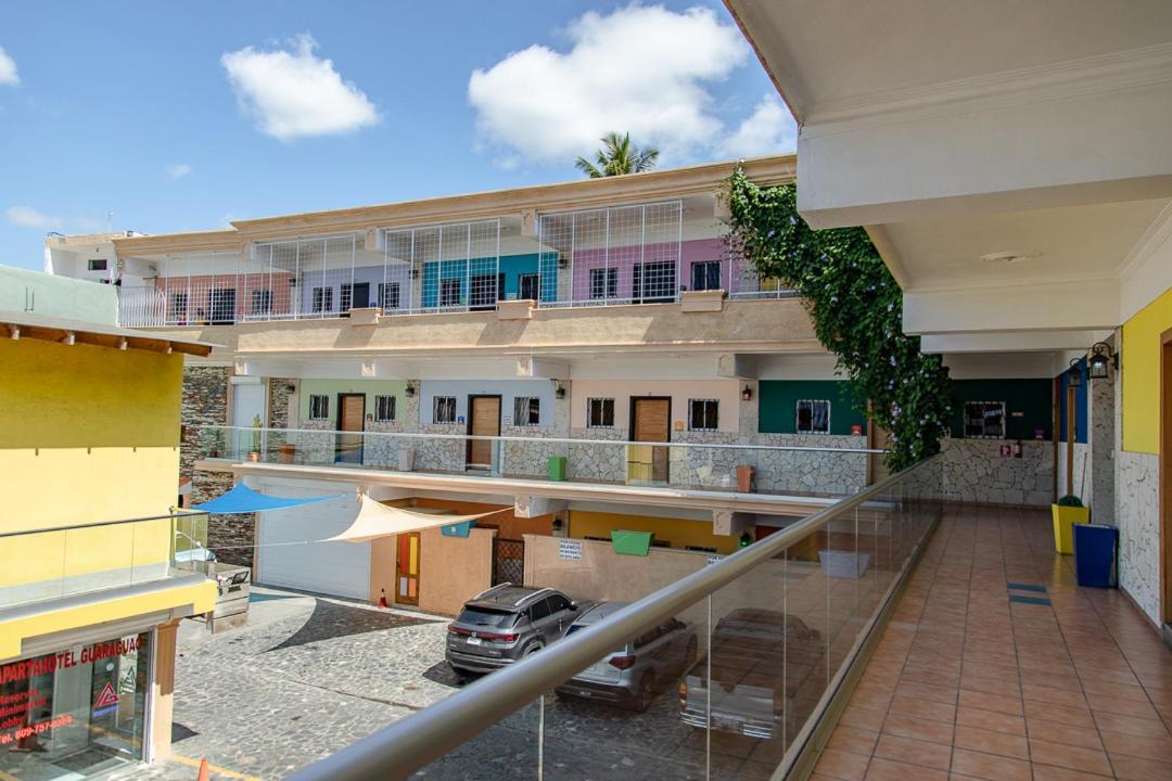 Guaraguao Aparthotel *