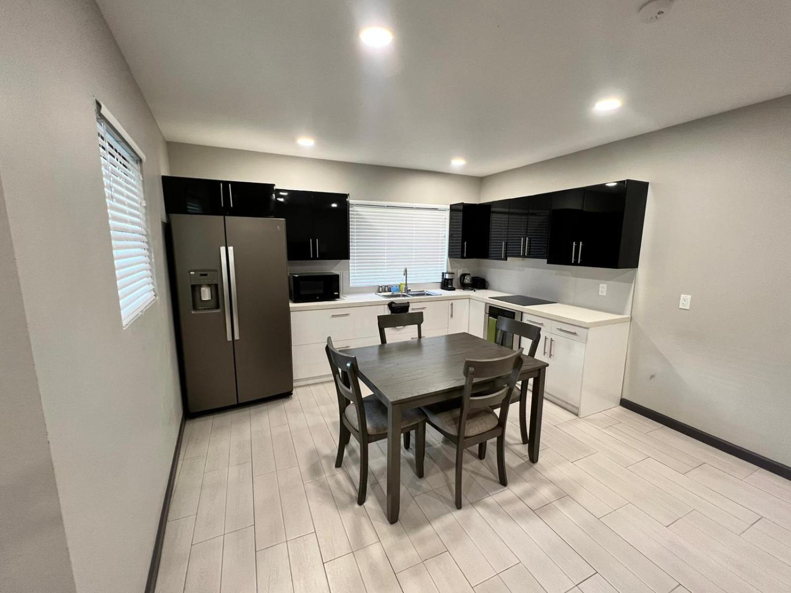 Hillsboro Condominiums Basseterre