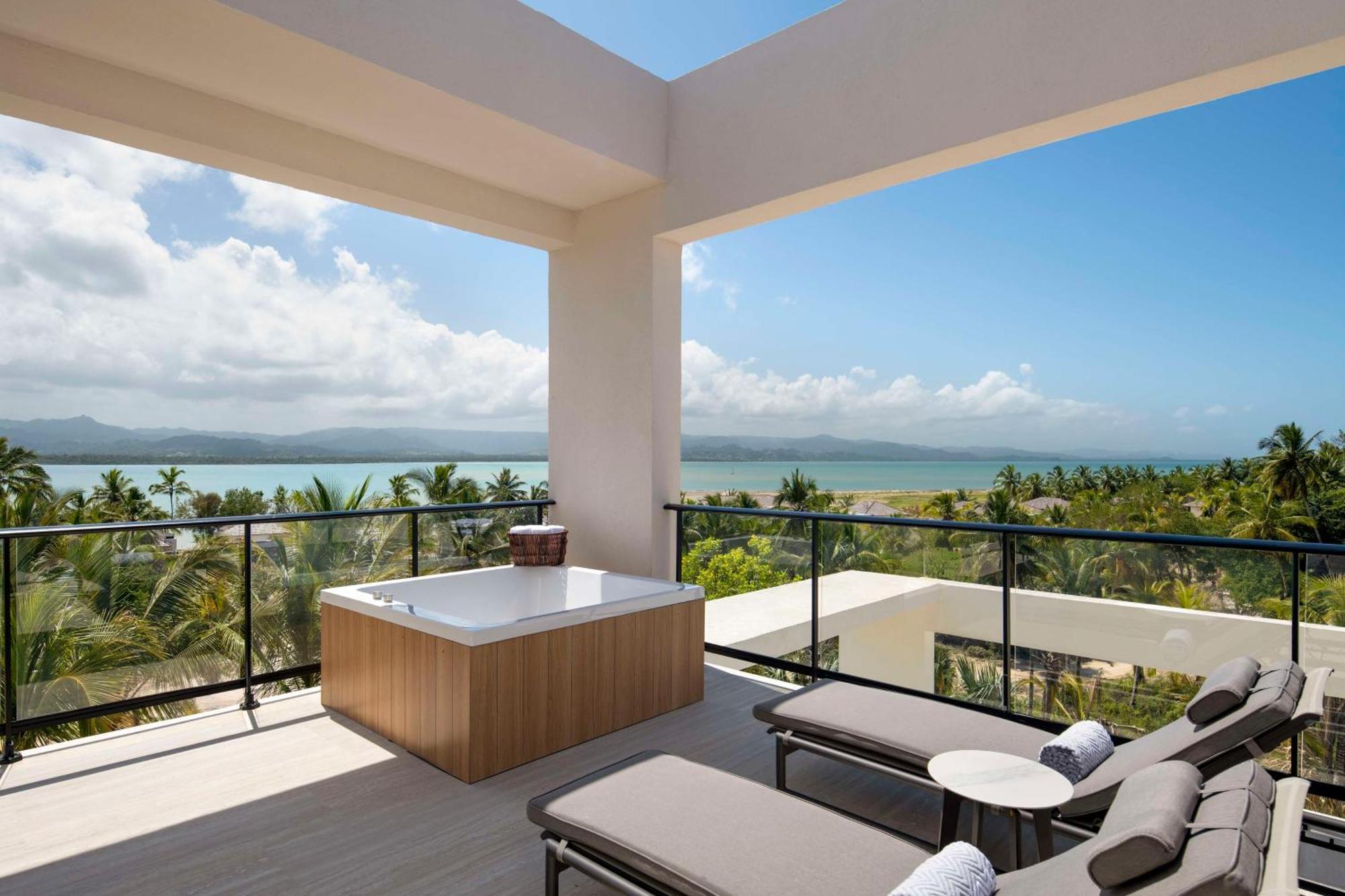 Zemi Punta Cana Resort, Curio By Hilton Resort Miches