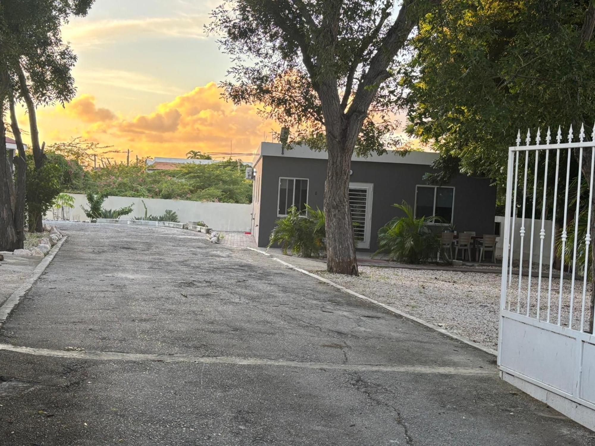 Advantage Curacao