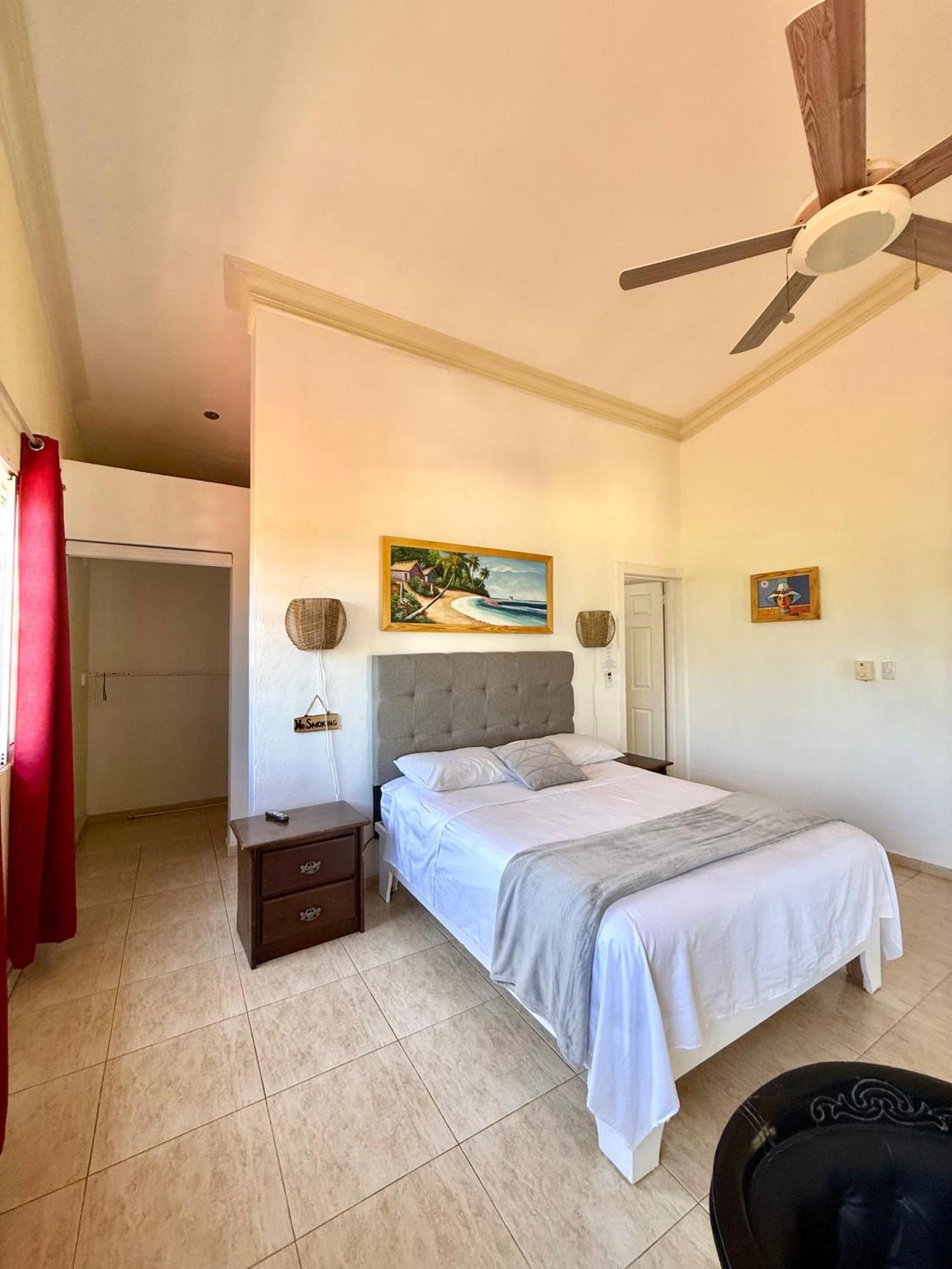 Al Mare Bed & Breakfast