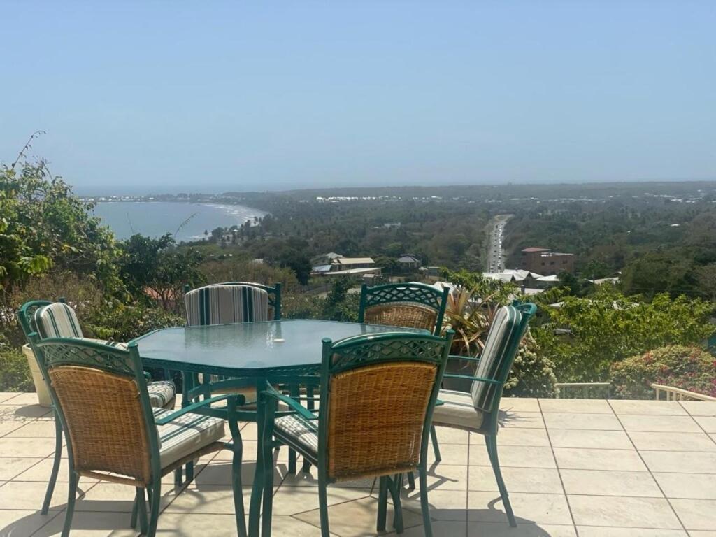 Villa Sikse 3br 4bath With Pool