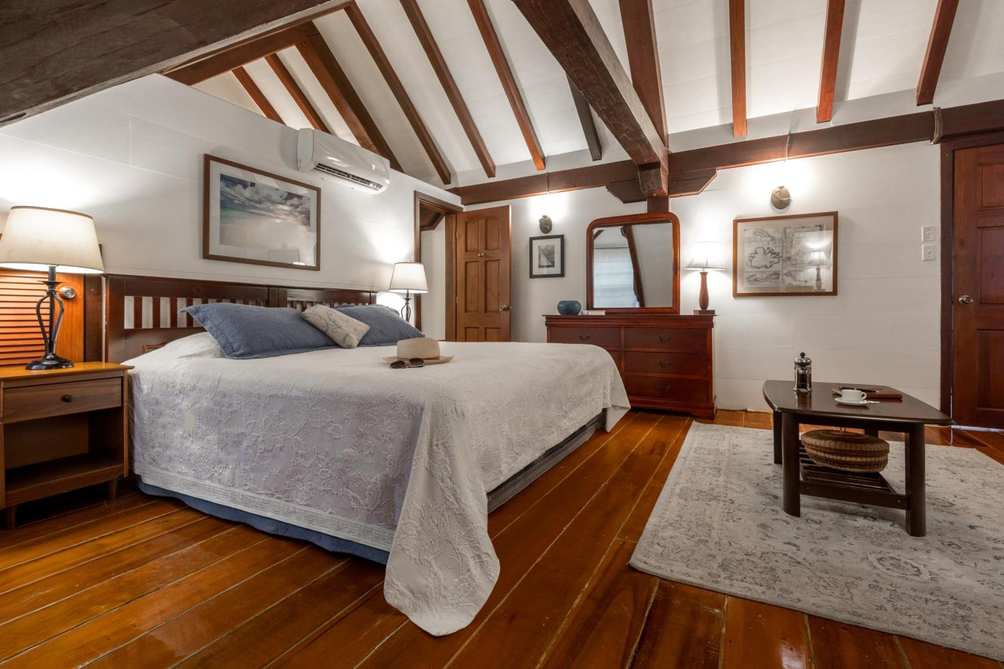 Admiral's And Gunpowder Hotel English Harbour