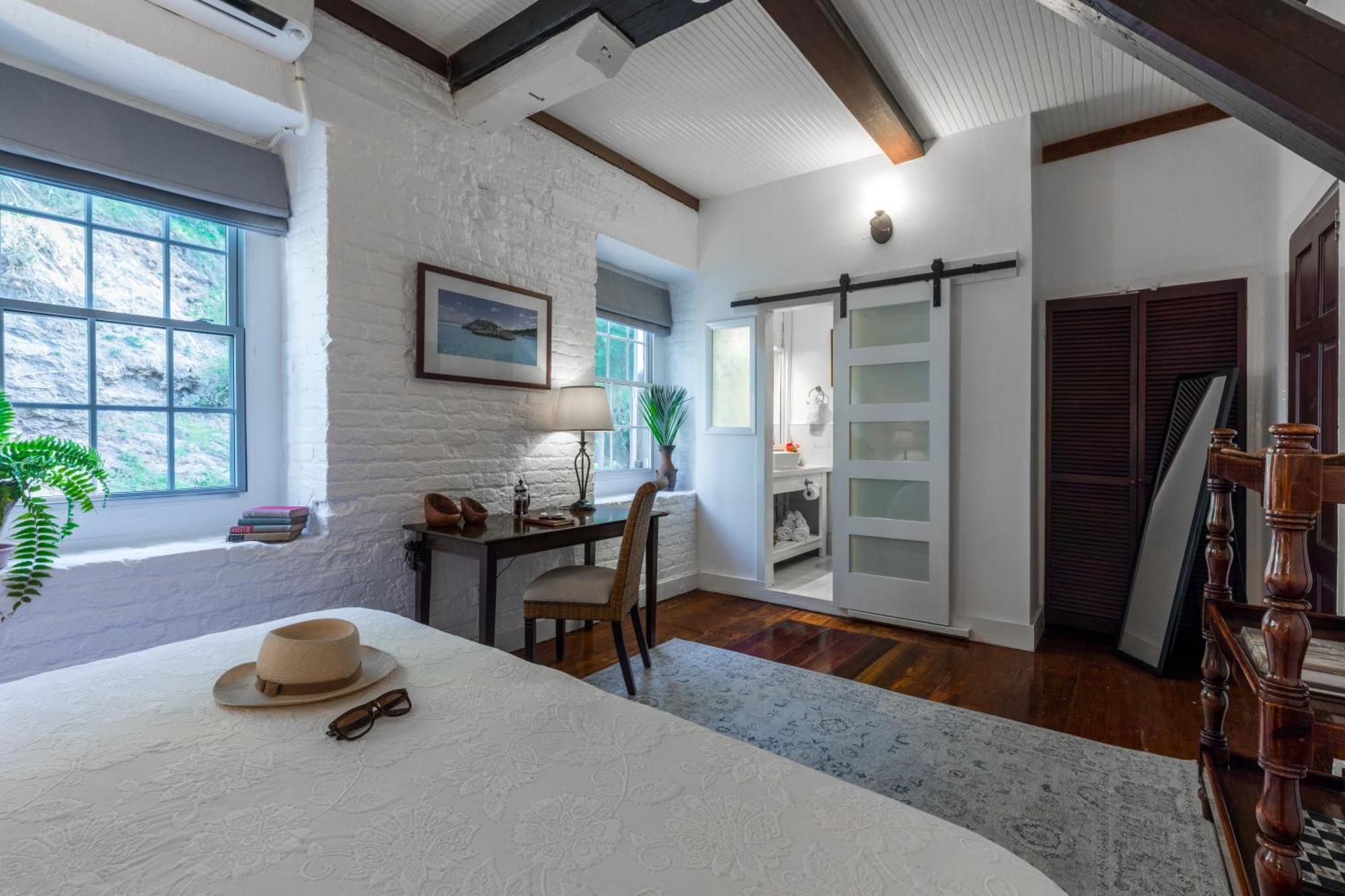 Hotel Admiral's And Gunpowder English Harbour