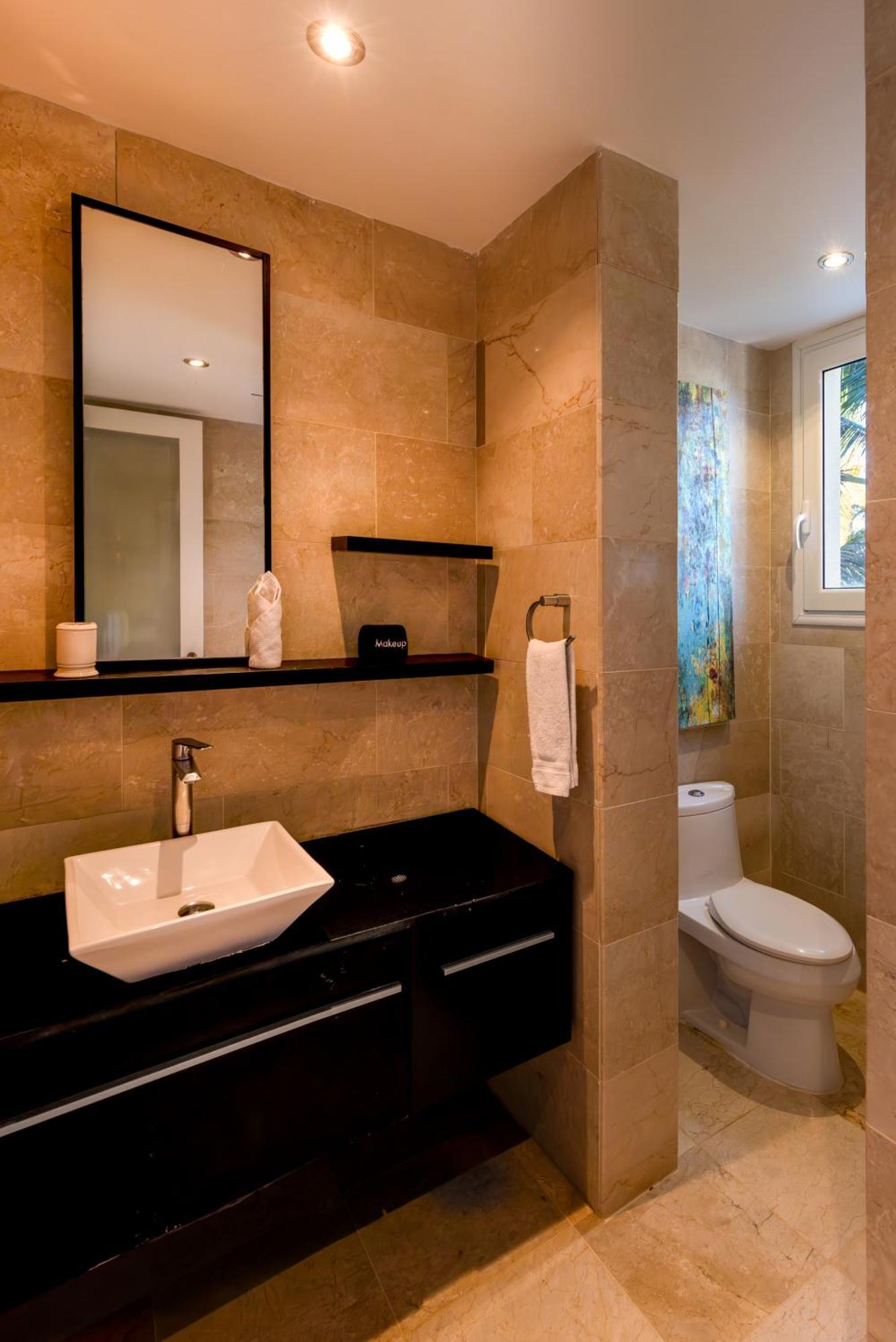 Aparthotel Watermark Luxury Oceanfront Residences 5*