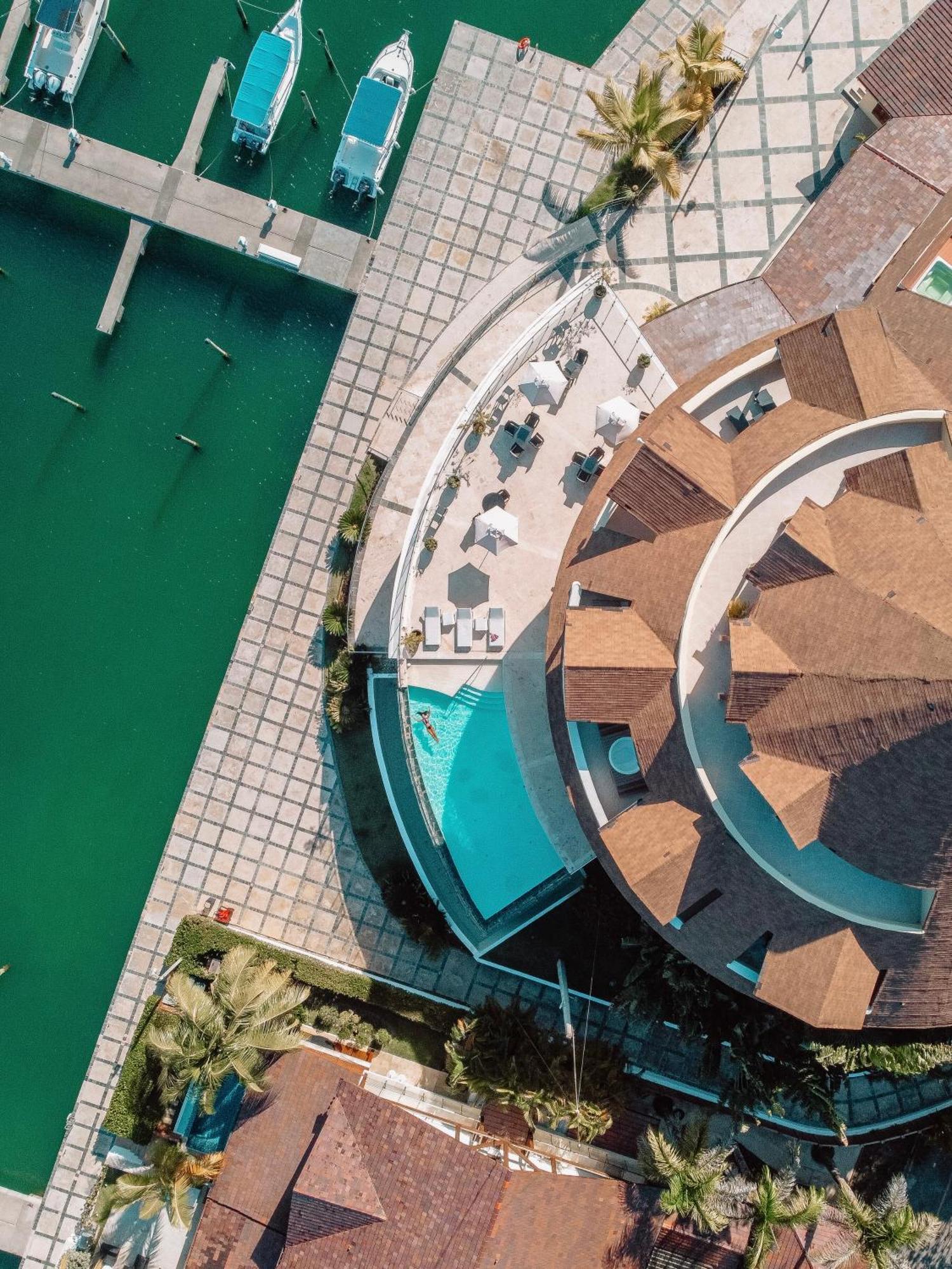 The Bannister & Yacht Club By Mint Samana