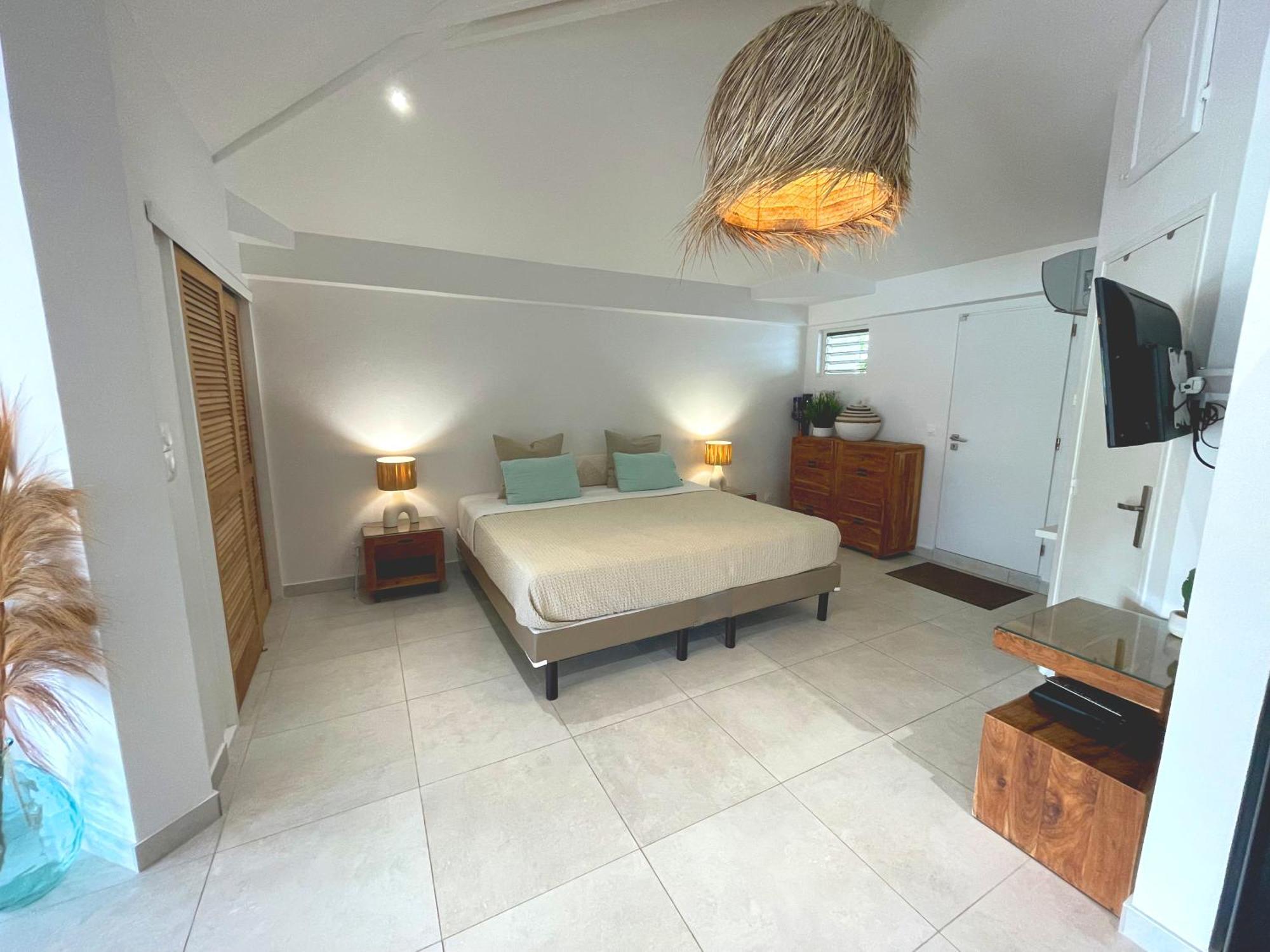 Les Balcons D'oyster Pond Resort Quarter of Orleans