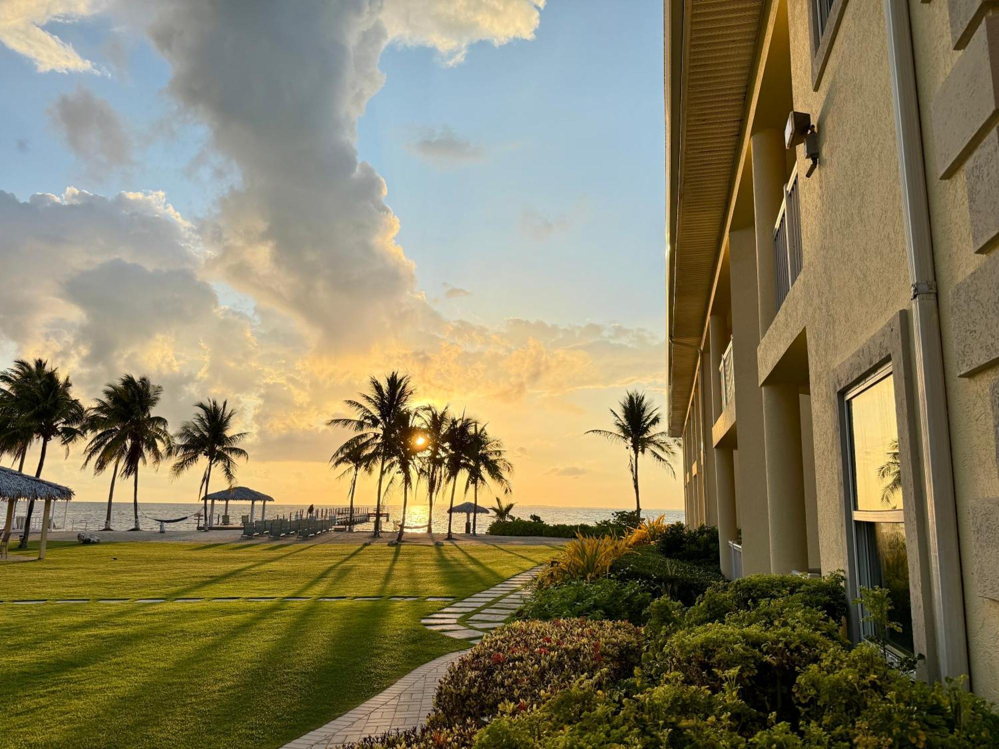 Resort The Grand Caymanian