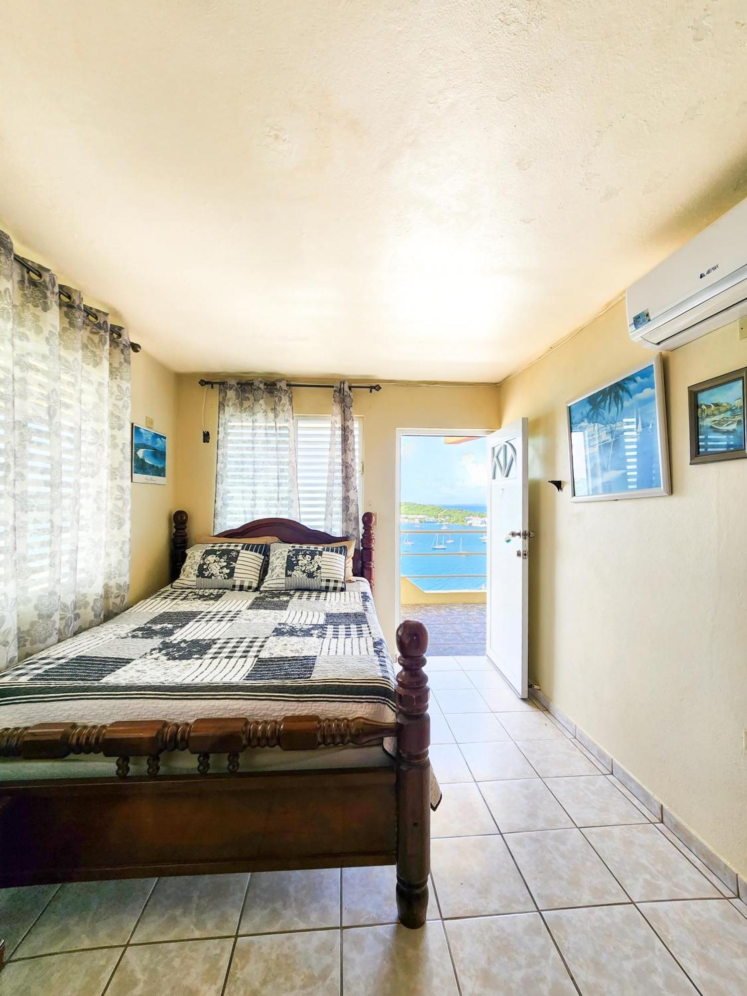 Casa Robinson Isla Culebra