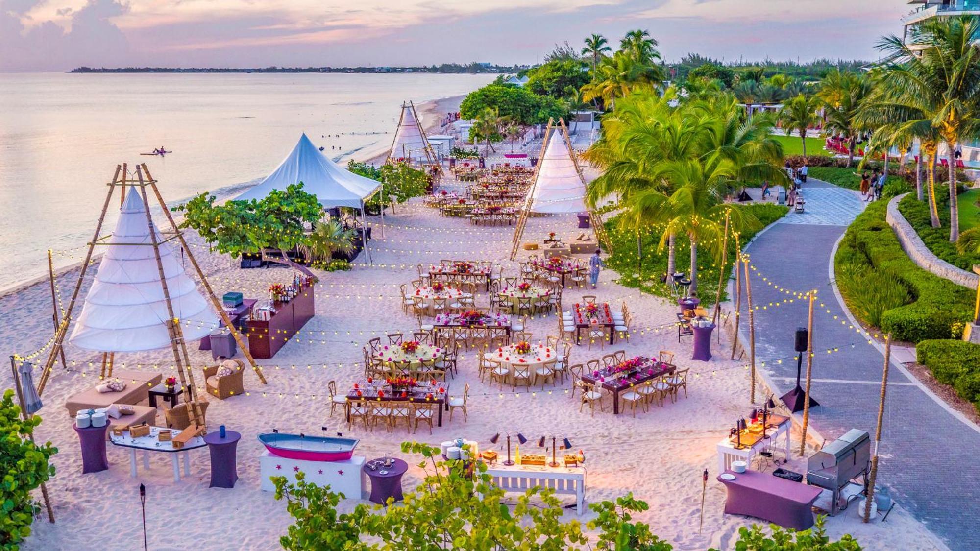 Kimpton Seafire + By Ihg Resort West Bay