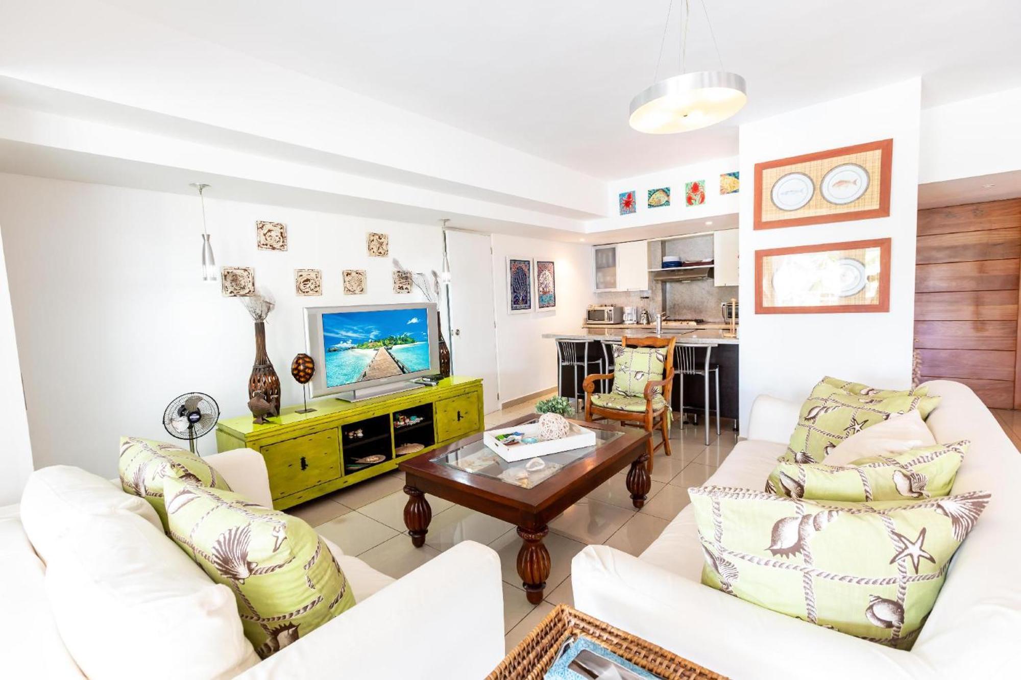 Apartment Beachfront King Bed Privacyjacuzzifullkitchen
