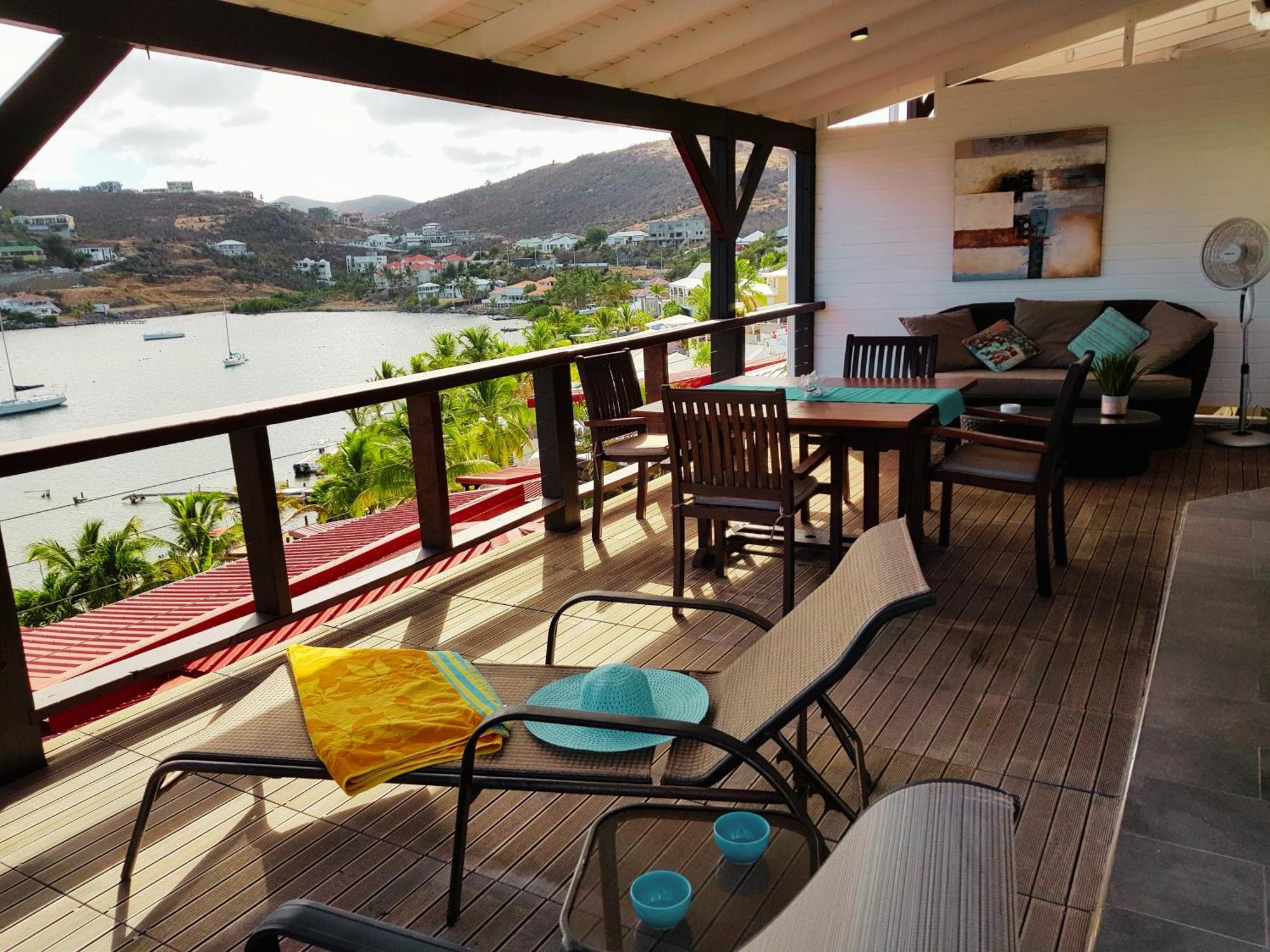 Les Balcons D'oyster Pond