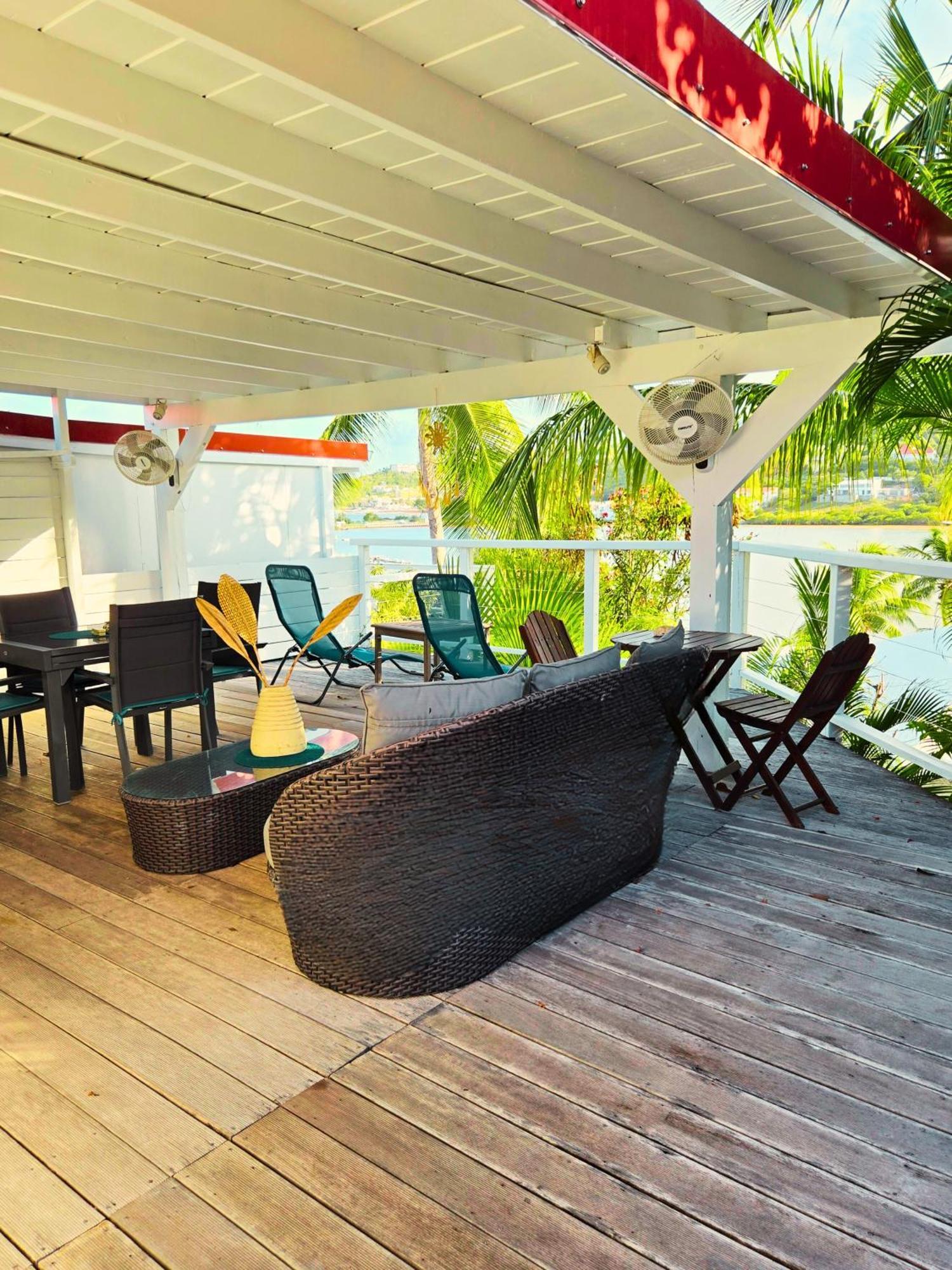 Les Balcons D'oyster Pond