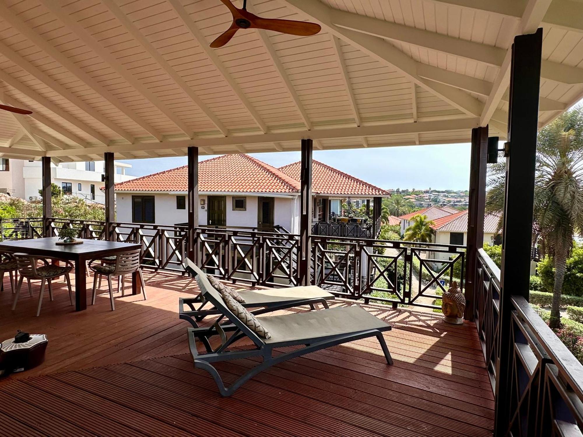 Villa At The Beach, Golf & Blue Bay
