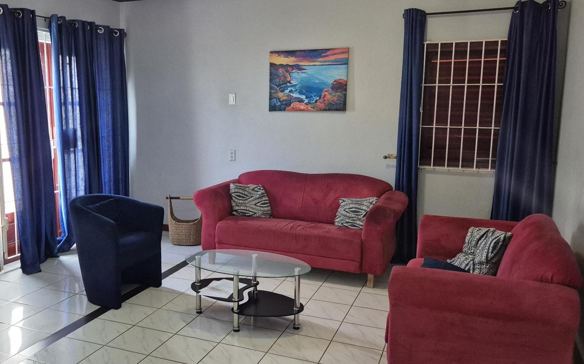 Apartment & House With Beautiful Front View Willemstad