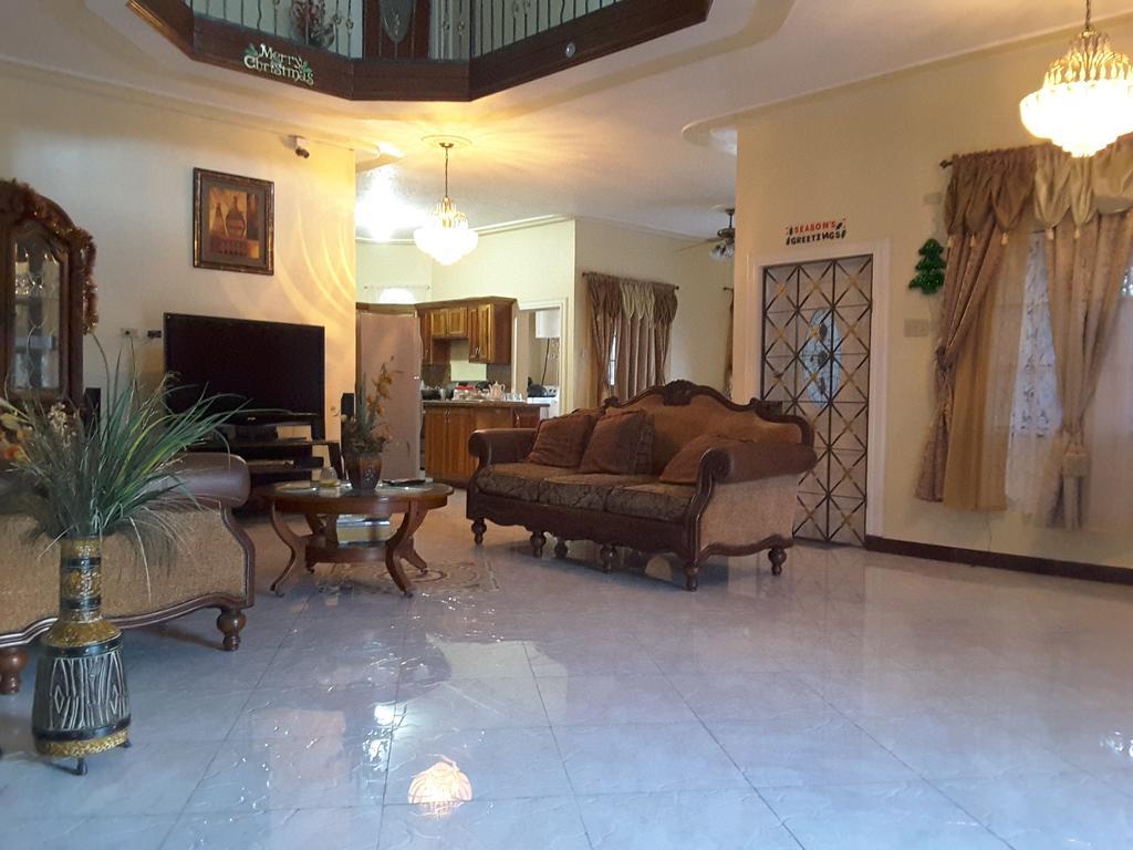 Cazwin Montego Bay