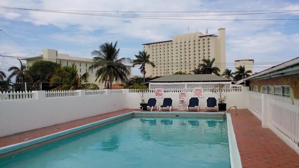Village Hotel Ocho Rios