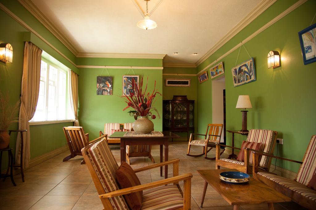 Grand View Hotel Kingstown