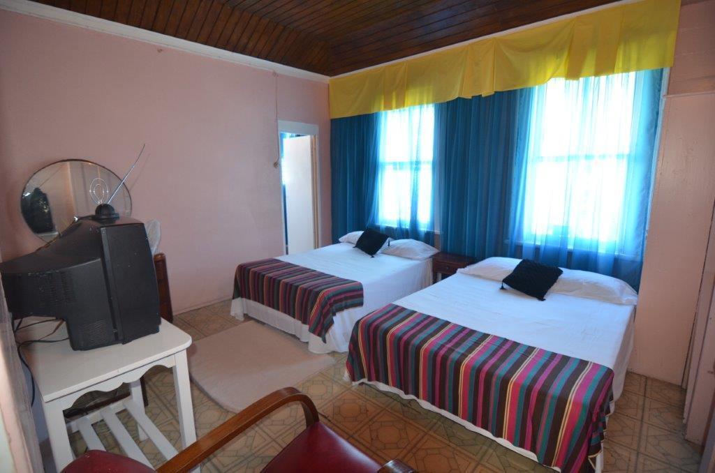 - Guest house *