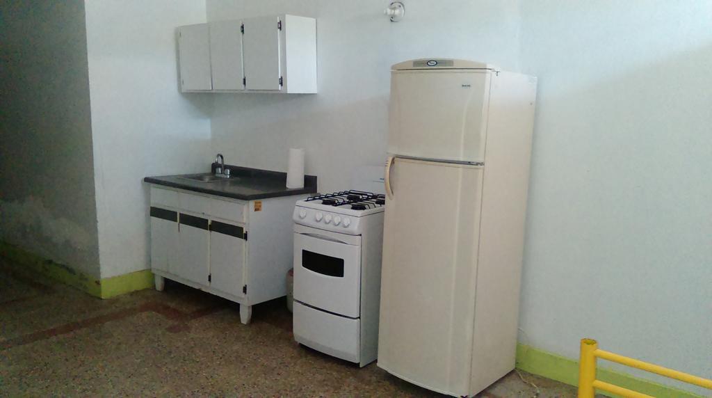 Studio Apartment *