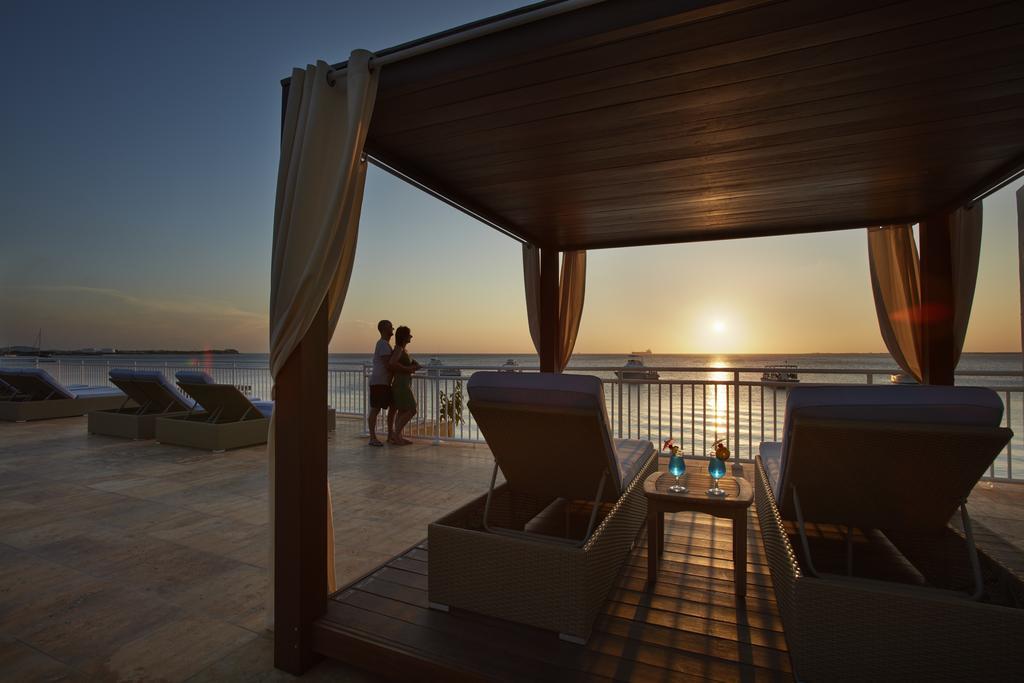 Resort Divi Flamingo