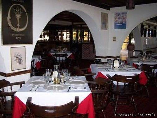 Hotel Perichi's 2*