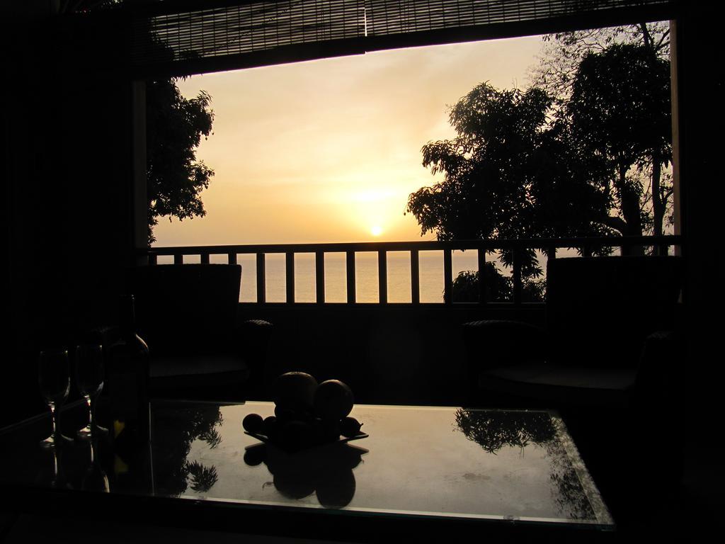 Retreats Apartment