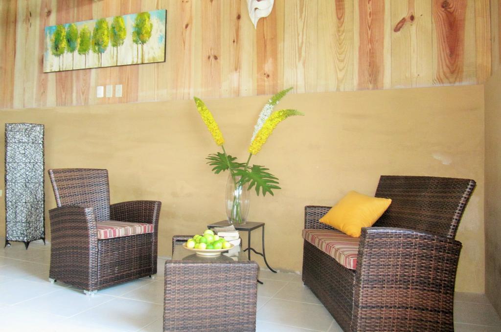 Retreats Apartment
