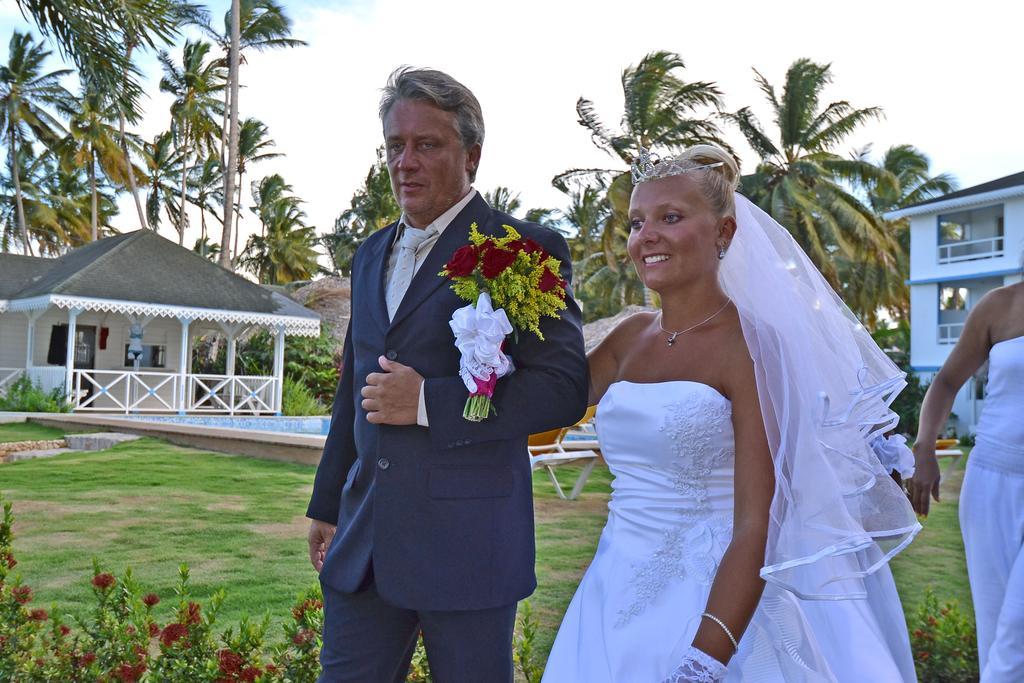 Hotel Costarena Beach