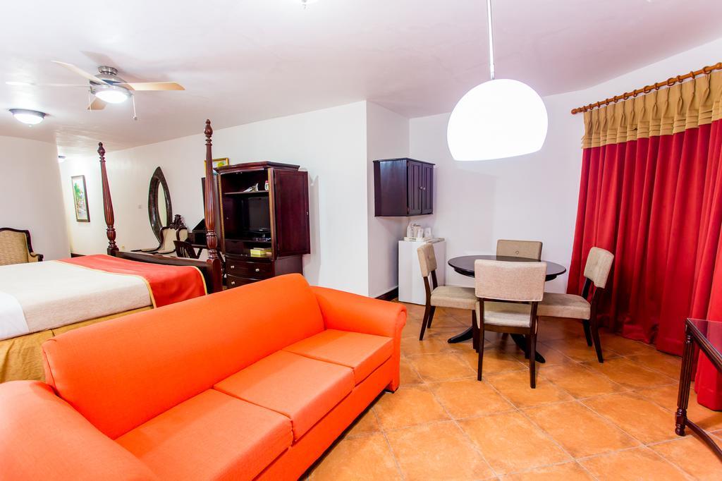 Hotel Altamont Court Kingston