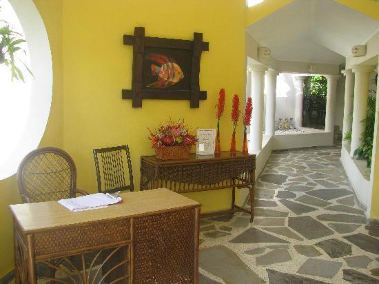 The Coconut Palms Apartment