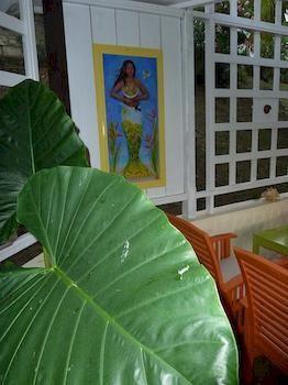 Sugarapple Aparthotel