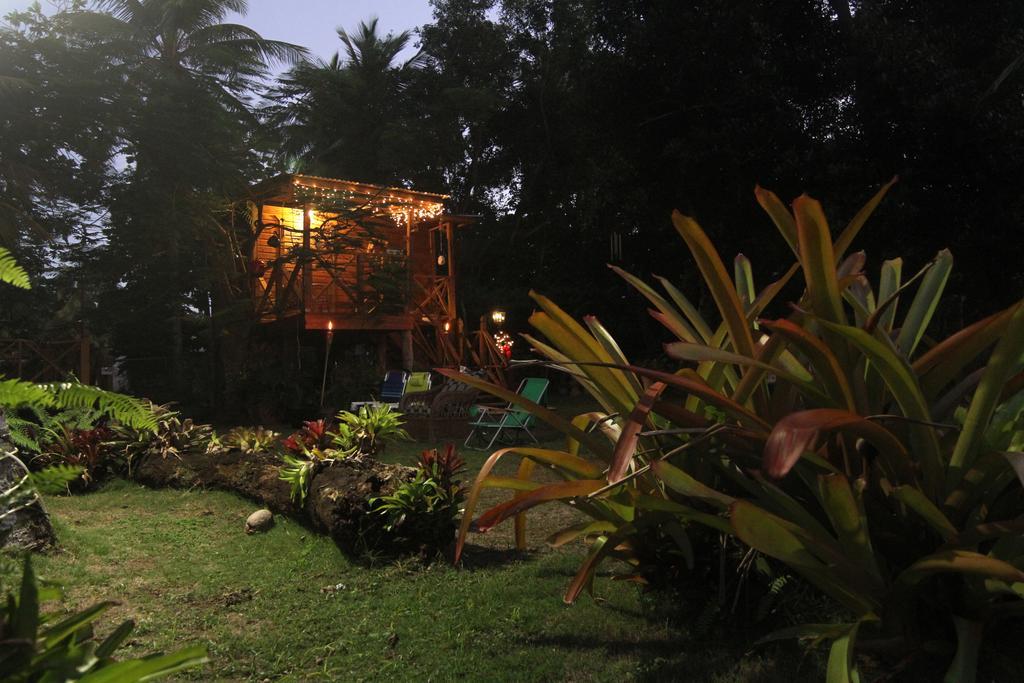 Del Mar Eco Lodging