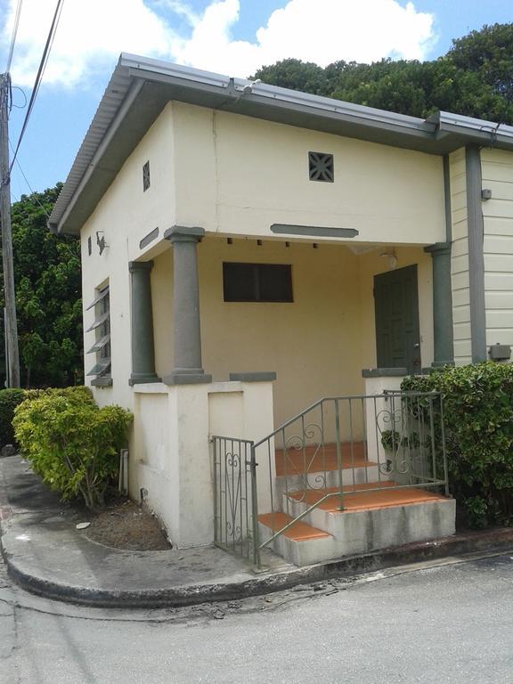 Guest house The Pebble House 3*