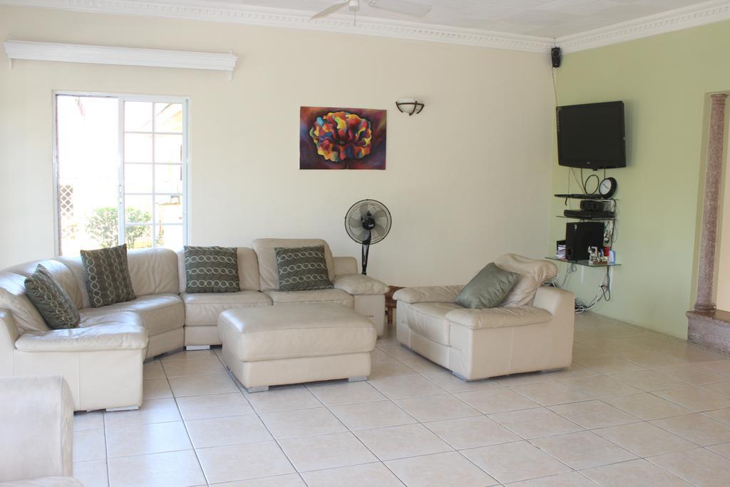 Guest house Loyola Ocho Rios