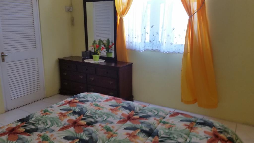 Guest house Maranatha Rio Bueno Harbour