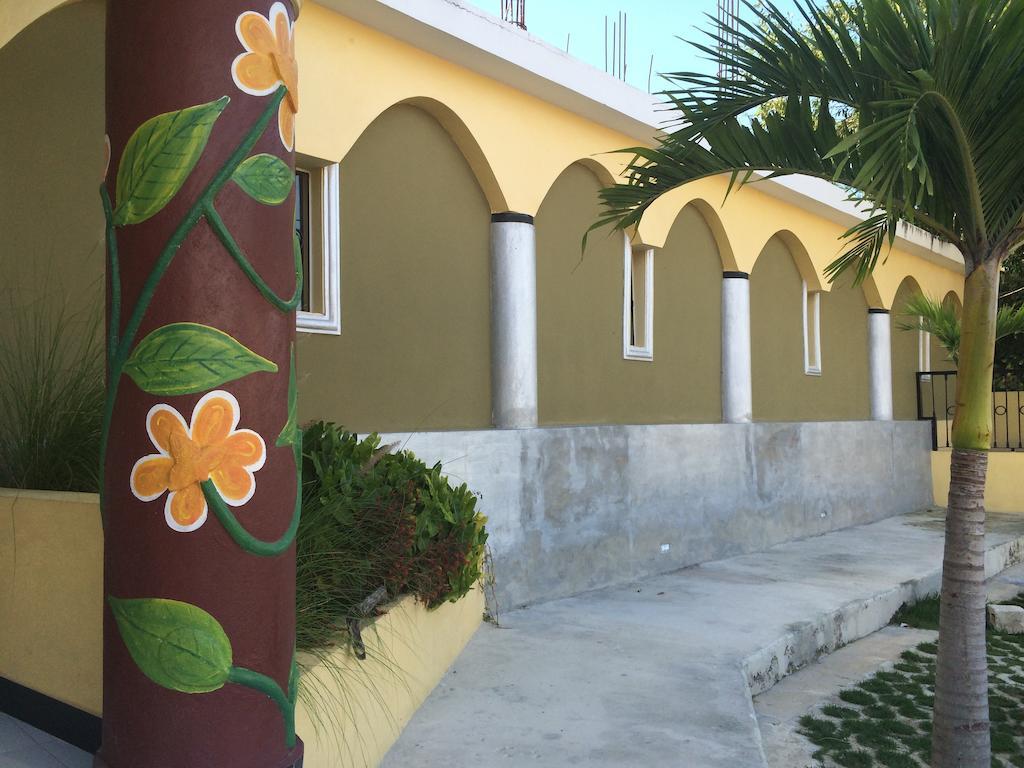 Economy Jaleo * Punta Cana
