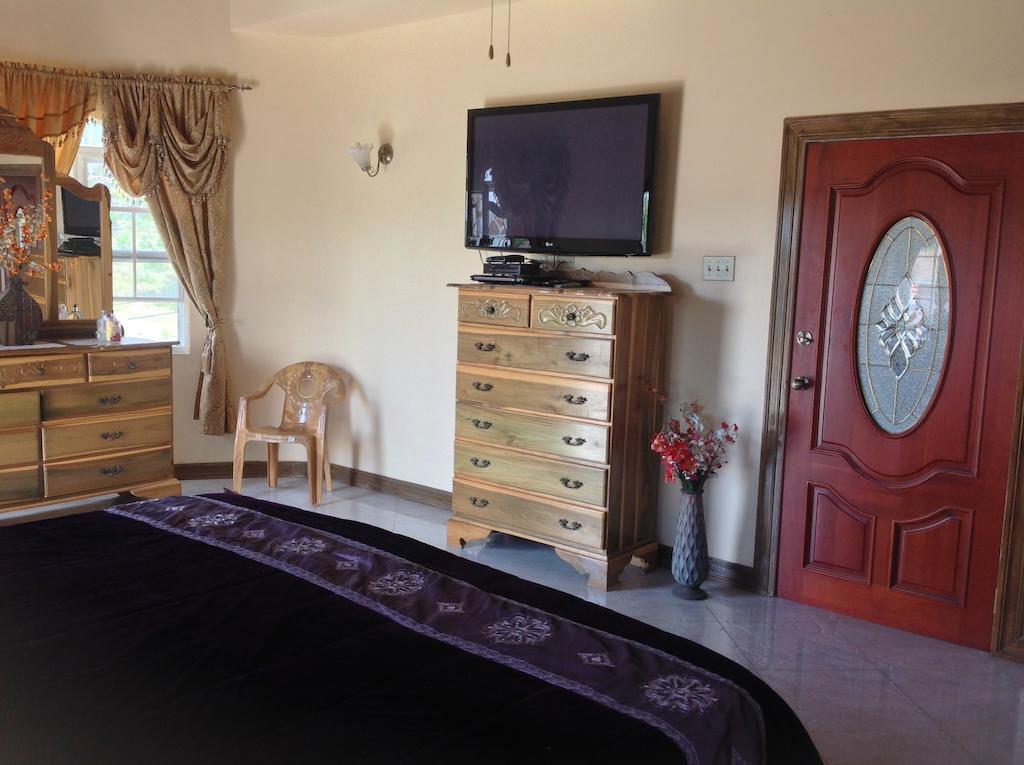 Guest house Cazwin