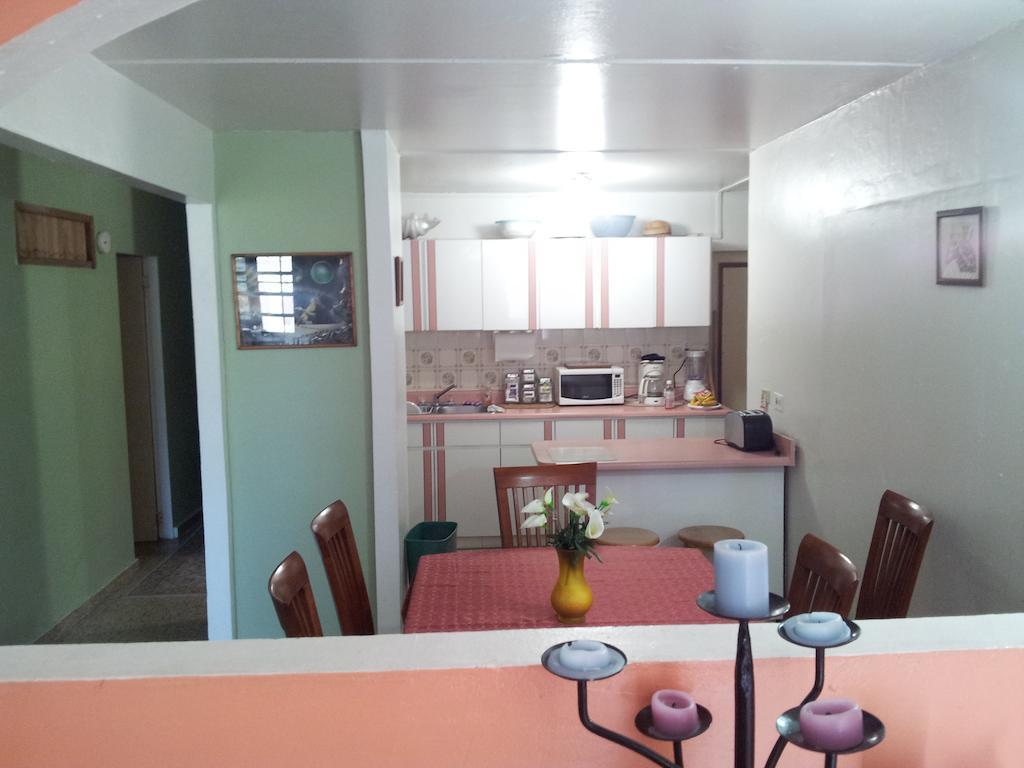 Apartment Safe Quiet Near Airport *