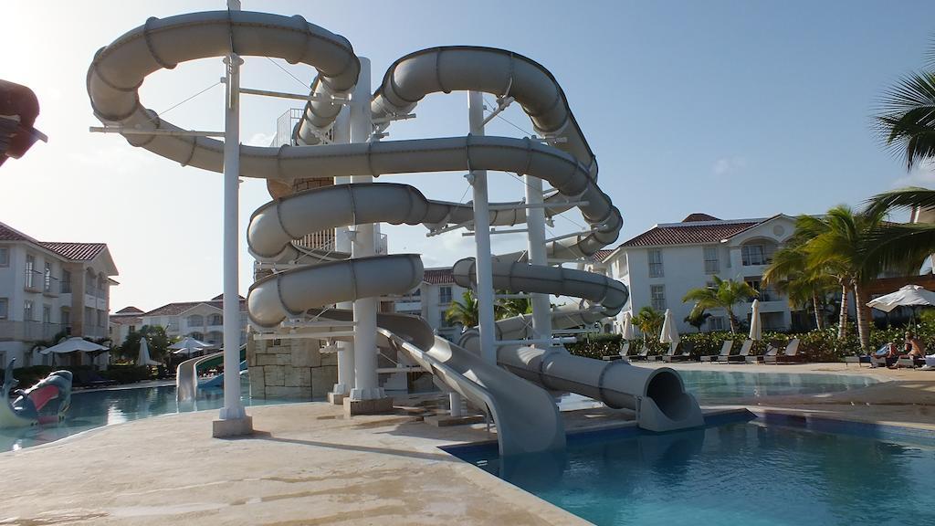 In Cadaques Caribe *