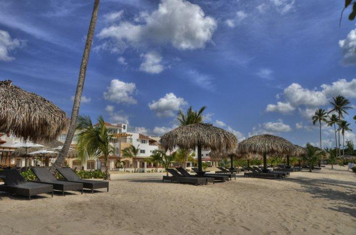 In Cadaques Caribe Apartment