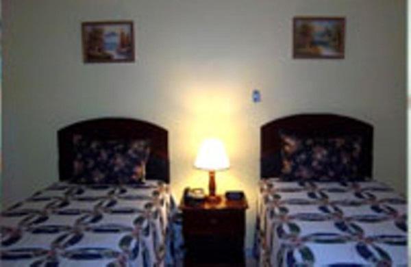 Tropical Court Hotel